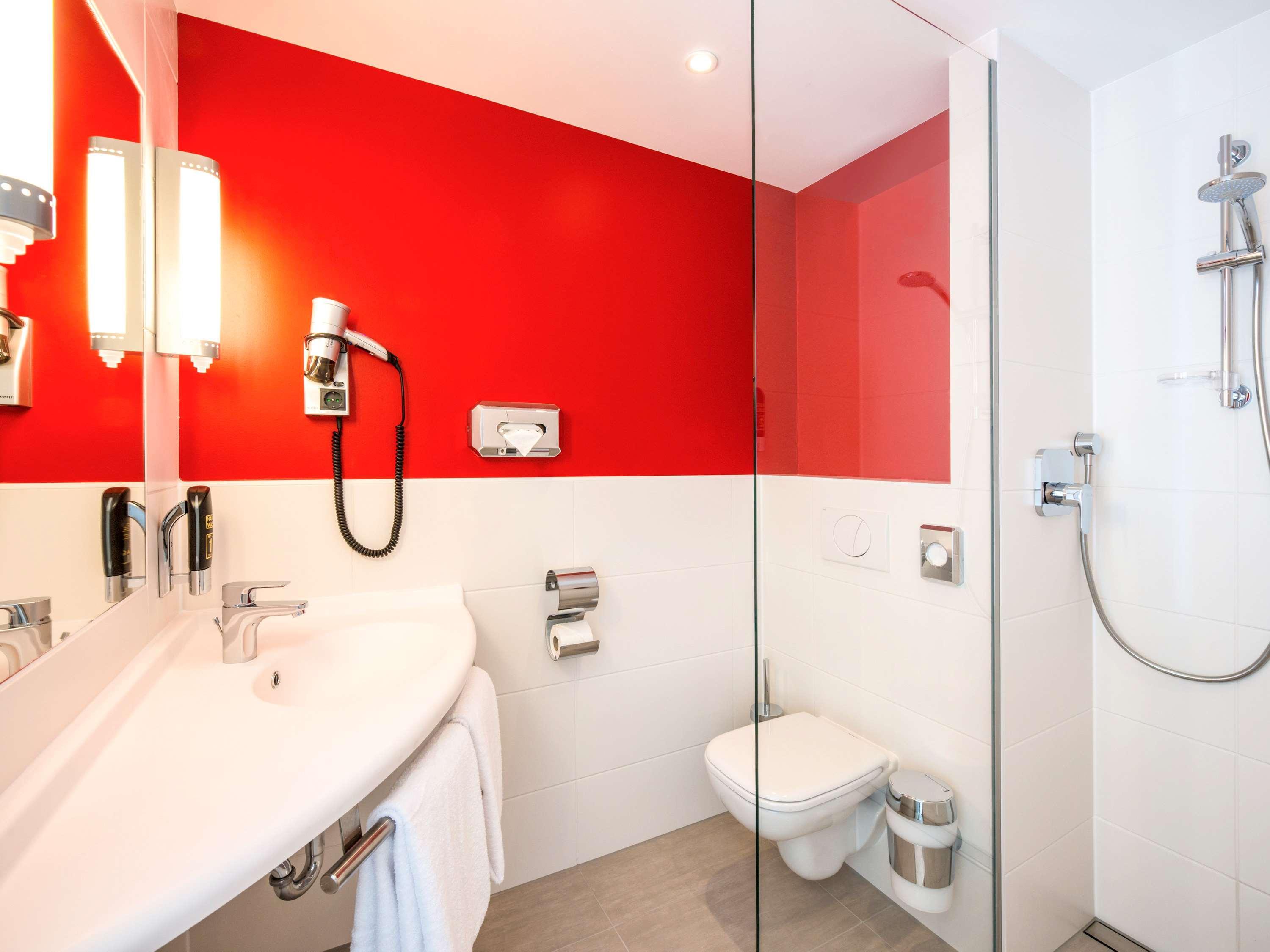 Ibis Muenchen Airport Sued Hotel Халбергмос Екстериор снимка