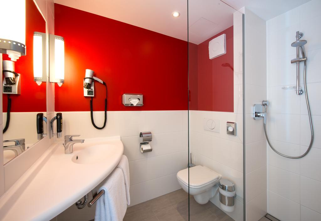 Ibis Muenchen Airport Sued Hotel Халбергмос Екстериор снимка