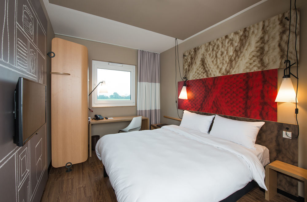 Ibis Muenchen Airport Sued Hotel Халбергмос Екстериор снимка
