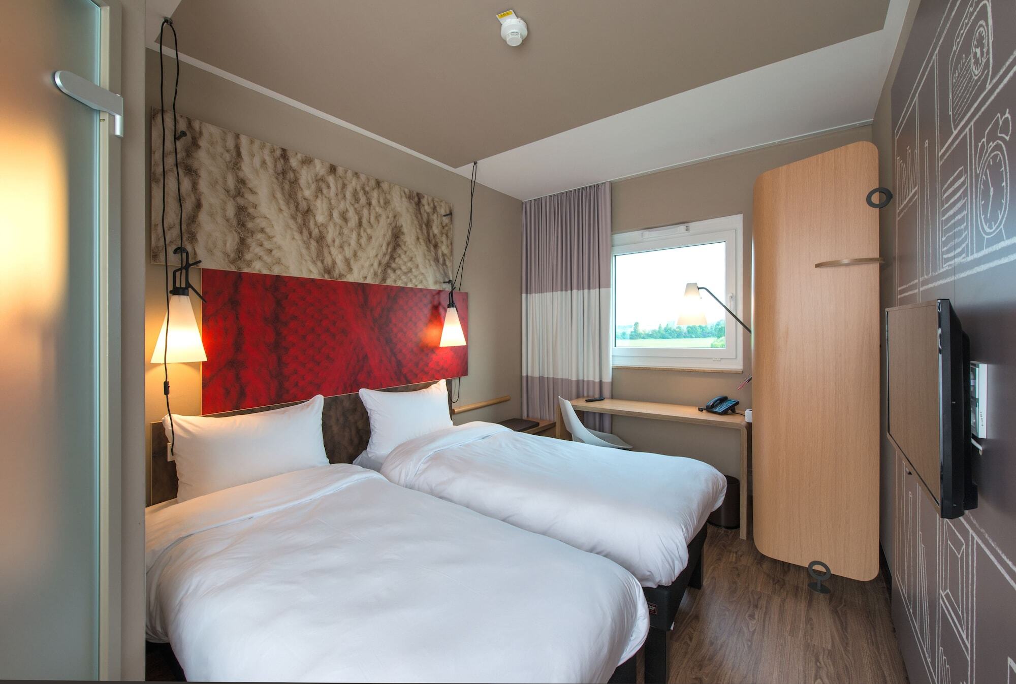 Ibis Muenchen Airport Sued Hotel Халбергмос Екстериор снимка